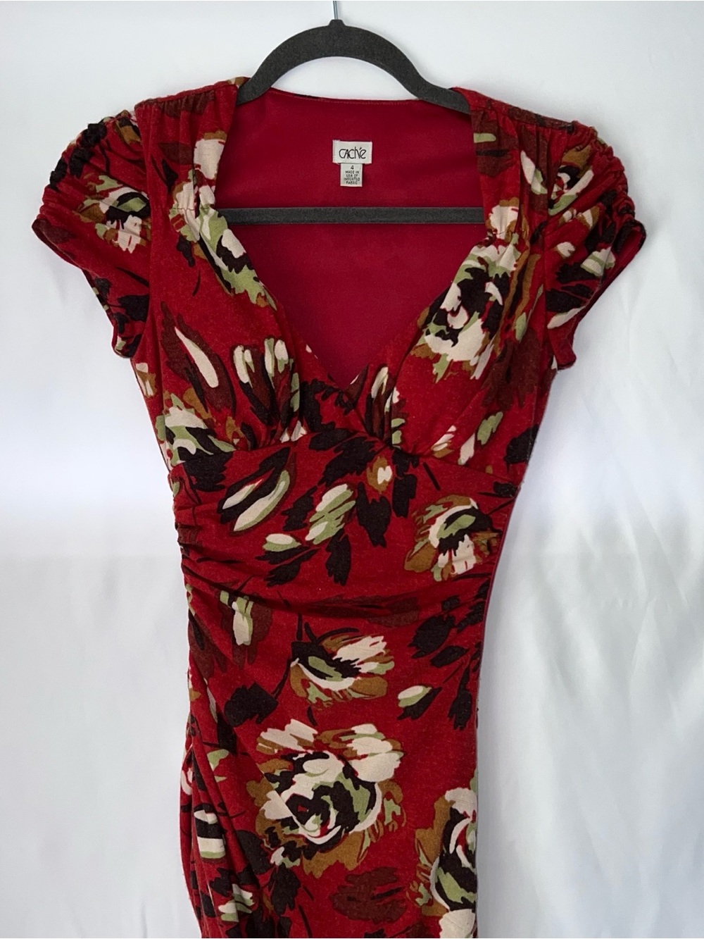 Cache Red Floral Dress with V-Neck - Picture 9 of 14